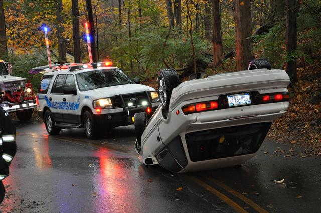 MVA ROLLOVER GREEN LANE NOV. 2011